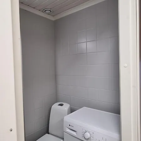 Kompakti Yksioe Numero 4 Pienkerrostalossa * Pori